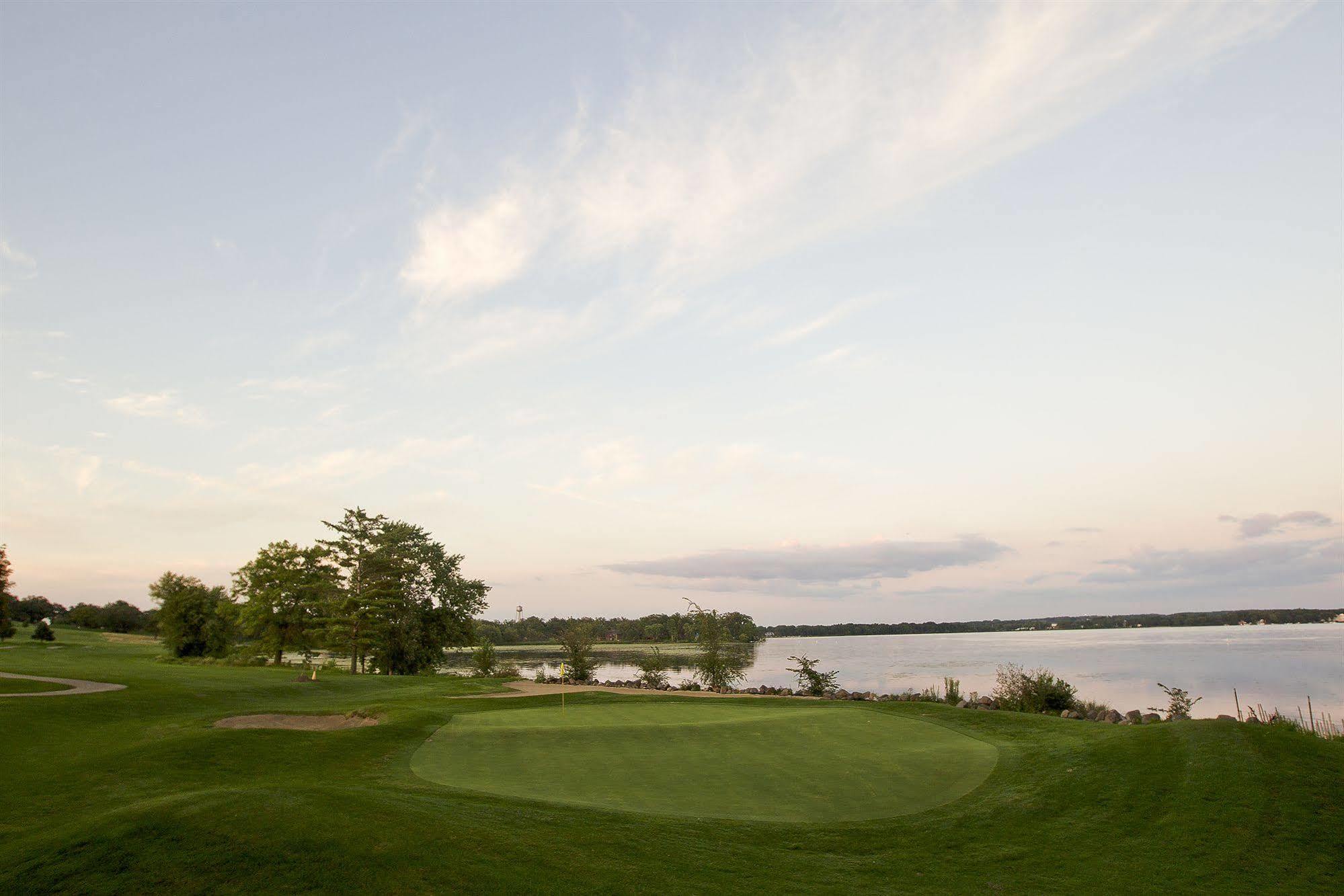Resort Lawn Delavan
